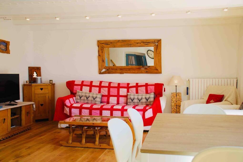 מנטון סן ברנרד Maison 3 Chambres Au Lac D'Annecy, 30Min La Clusaz מראה חיצוני תמונה